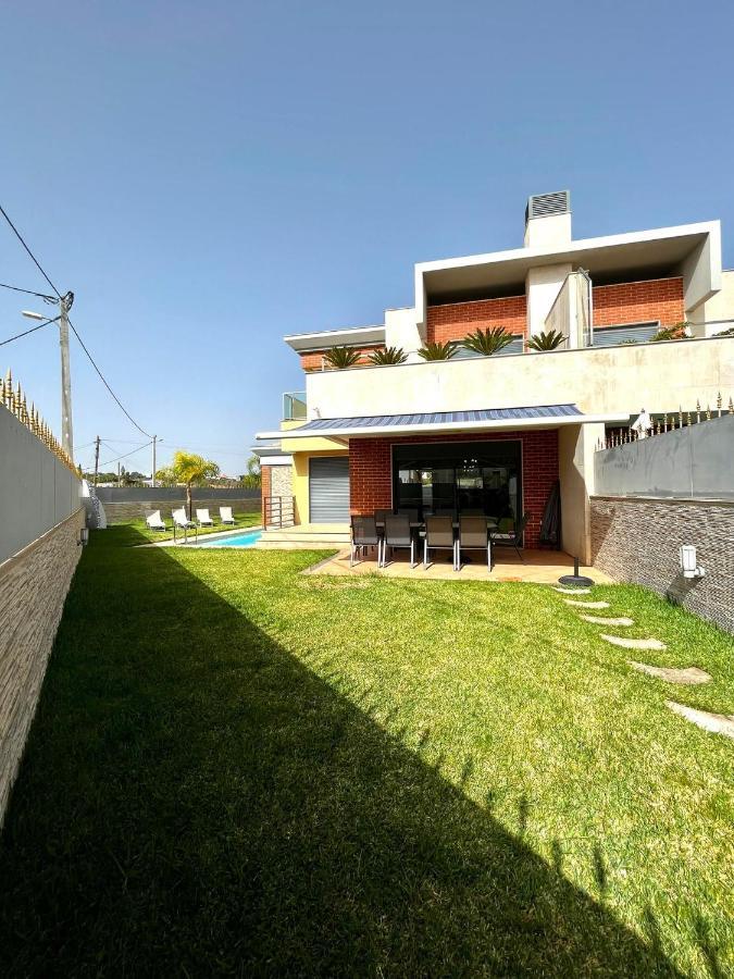Funtastic Villa With Pool Albufeira Exterior foto